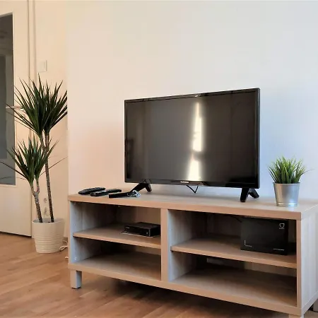 Gemuetliche In Zentraler Lage アパート *