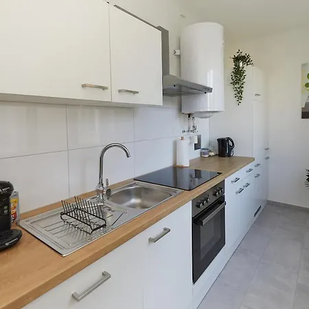 アパート Gemuetliche In Zentraler Lage *